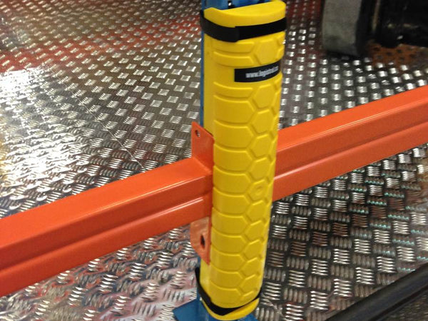 AVA Pack of 2 Type A Protector for Rack Uprights 70 mm to 83 mm Wide|AVA Karton von 2 Protektor Typ A für Palettenregalständer in der Breite 70–83 mm